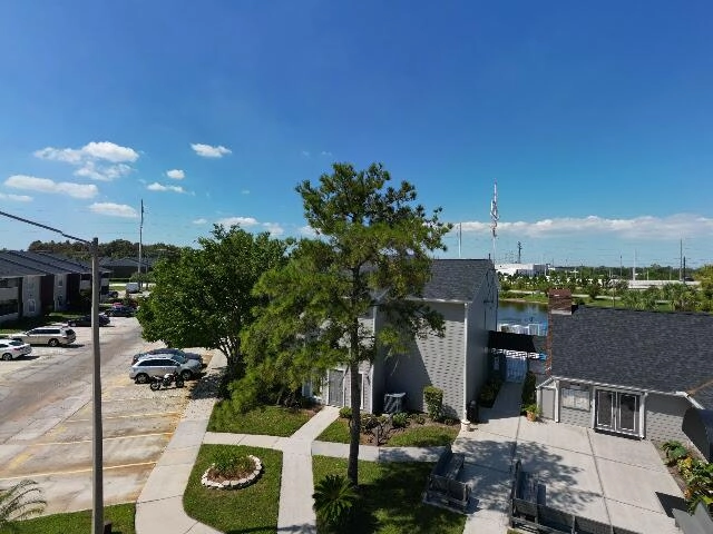 House image located at Saint Petersburg, FL 33702