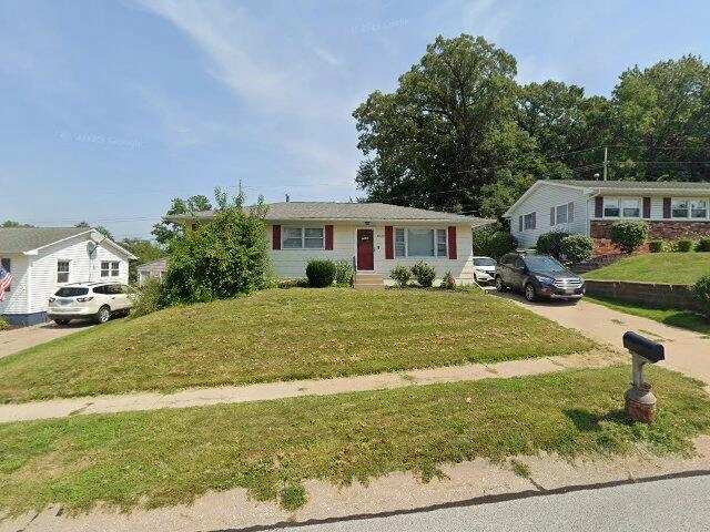 House image located at Rock Island, IL 61201