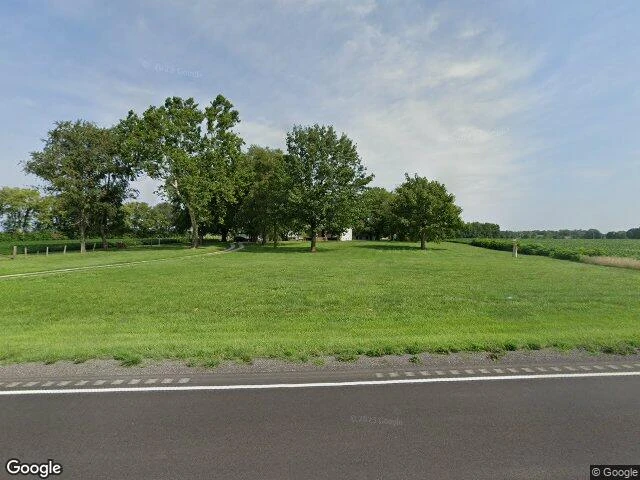 House image located at Highland, IL 62249