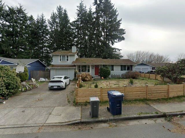 House image located at Everett, WA 98204