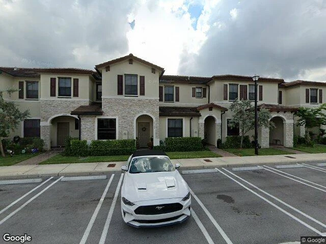 House image located at Miami, FL 33190