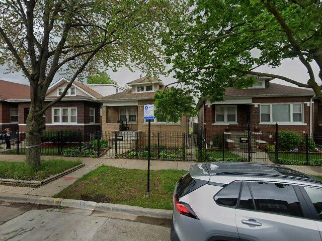 House image located at Chicago, IL 60639
