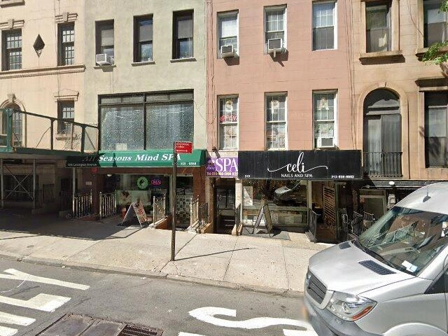 House image located at Jackson, MS 39209