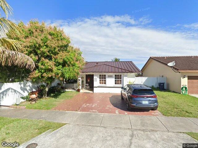 House image located at Miami, FL 33193