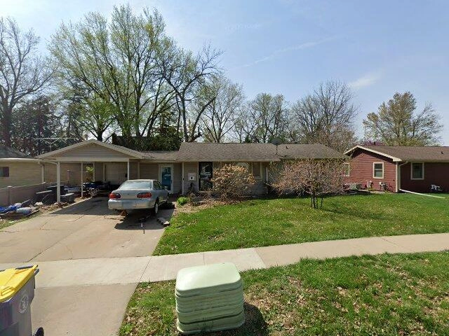 House image located at Pella, IA 50219