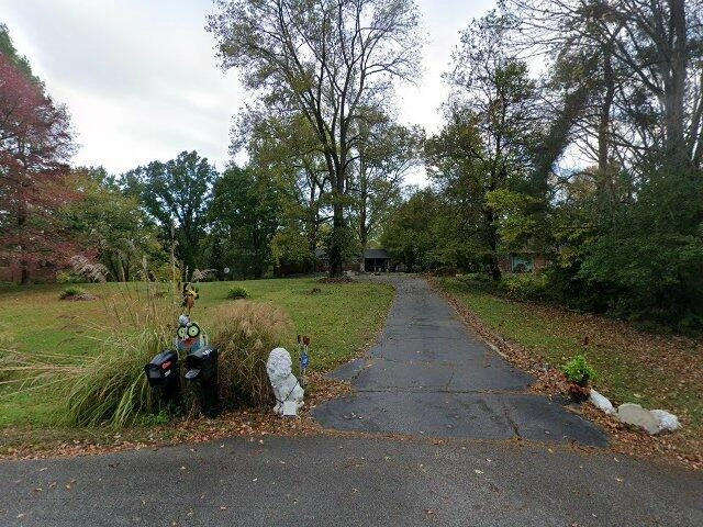 House image located at Indianapolis, IN 46228