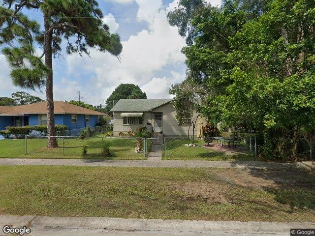 House image located at Saint Petersburg, FL 33705