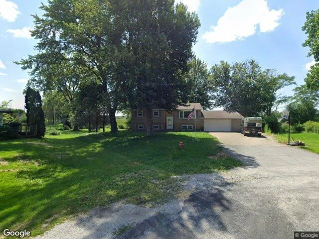 House image located at Milan, IL 61264