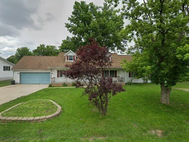 House image located at Carlinville, IL 62626