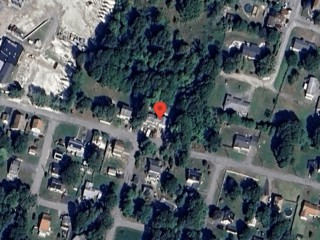 House image located at Swansea, MA 02777