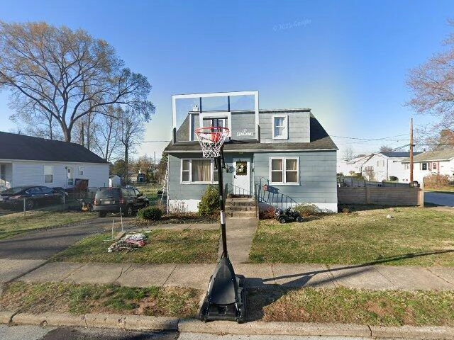 House image located at Abington, PA 19001