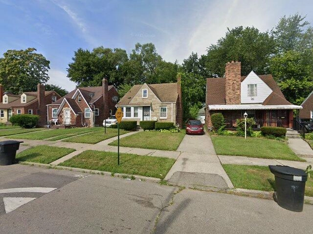 House image located at Detroit, MI 48227