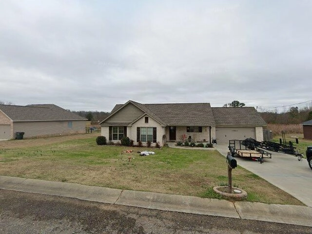House image located at Clanton, AL 35045