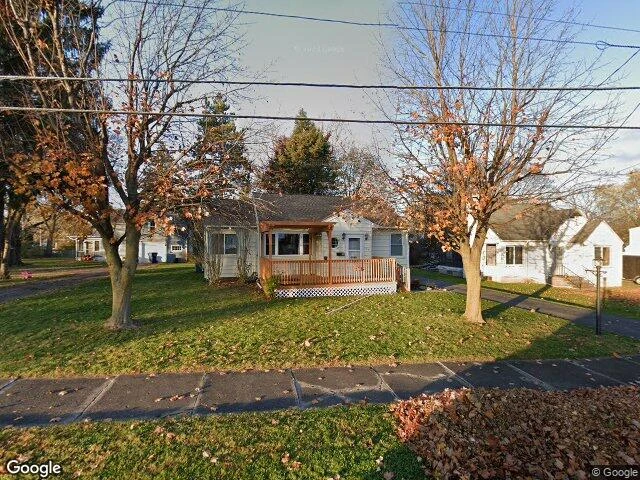 House image located at Newark, NY 14513