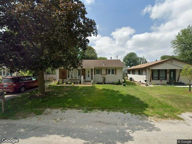 House image located at Moline, IL 61265