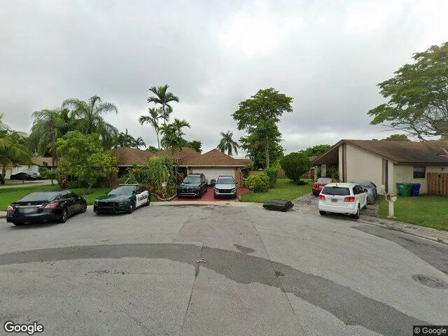 House image located at Hollywood, FL 33023