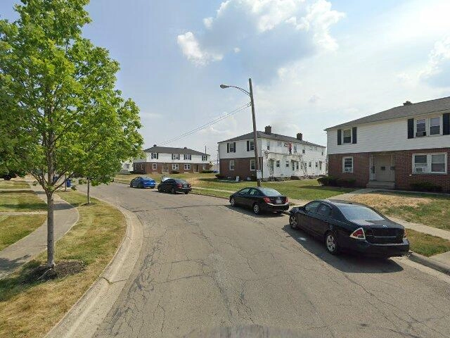 House image located at Kingsburg, CA 93631