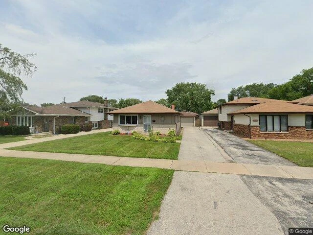 House image located at Dolton, IL 60419