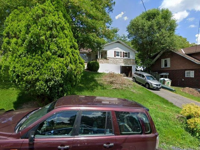 House image located at Toms River, NJ 08757