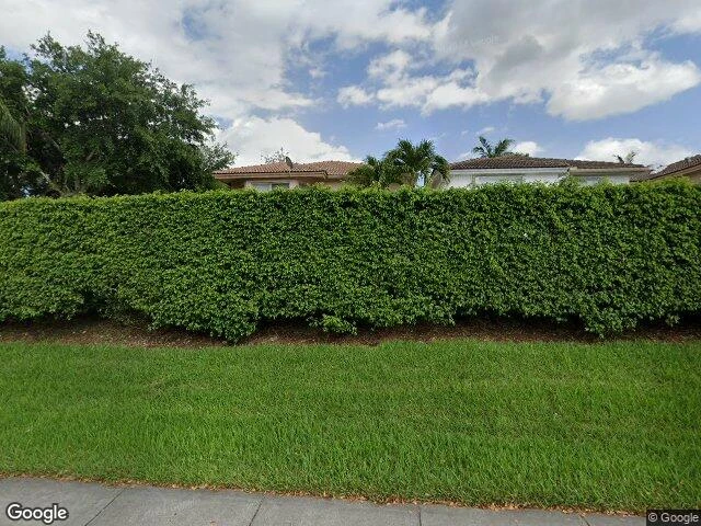 House image located at Miami, FL 33178