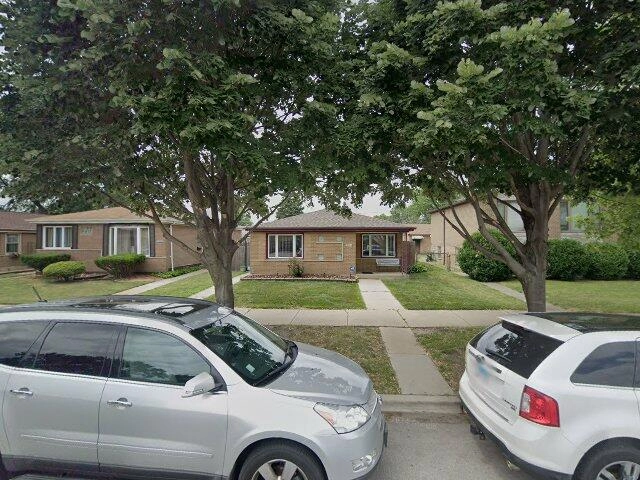 House image located at Chicago, IL 60633