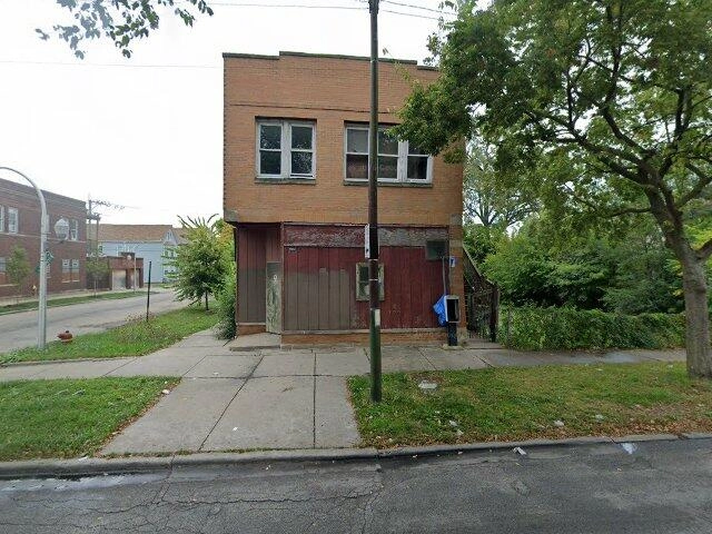 House image located at Chicago, IL 60617