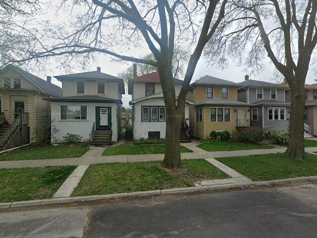 House image located at Oak Park, IL 60304