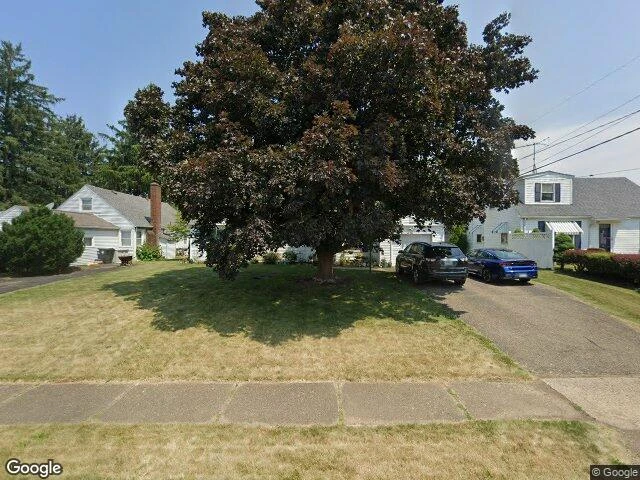 House image located at Canton, OH 44708