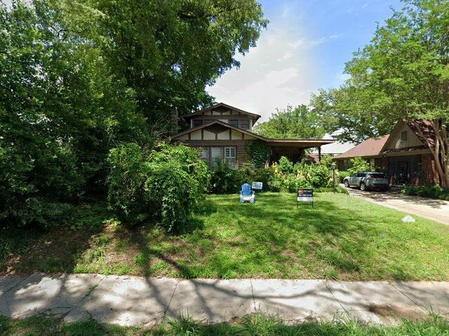 House image located at Memphis, TN 38104