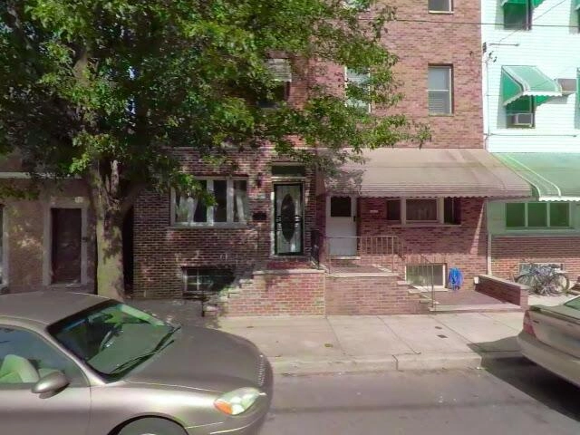 House image located at Camden, NJ 08104