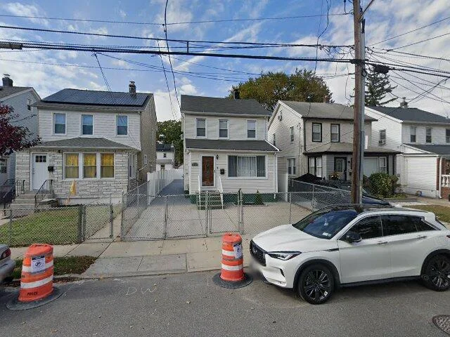 House image located at Saint Albans, NY 11412