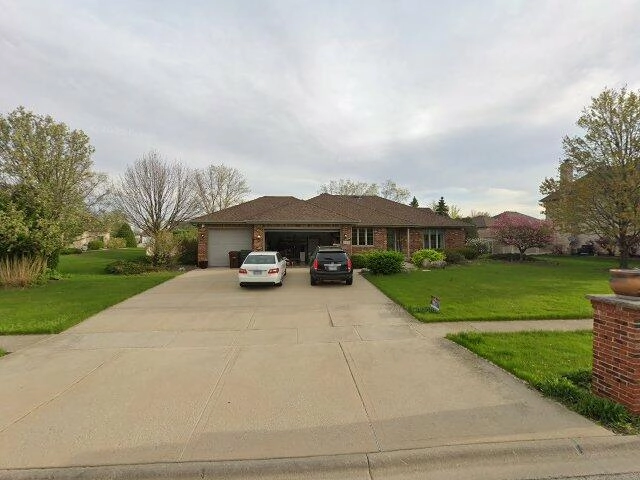 House image located at New Lenox, IL 60451