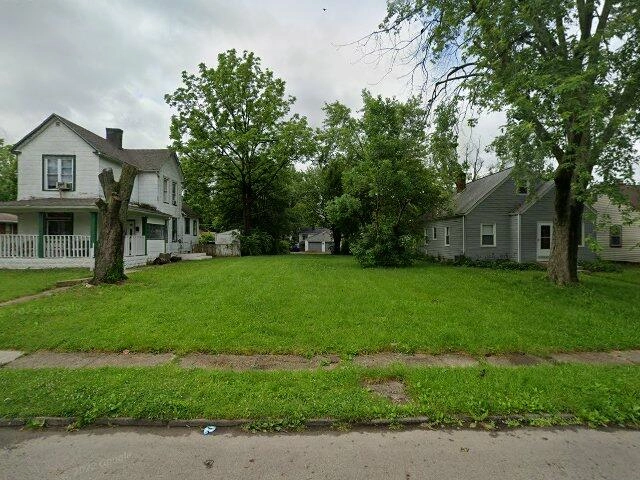 House image located at Detroit Lakes, MN 56501