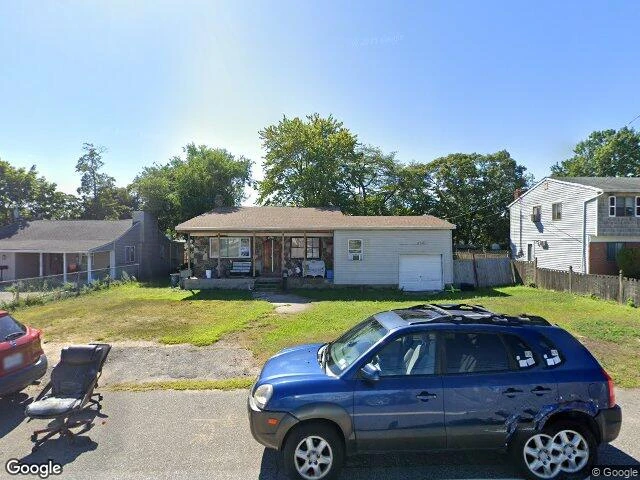 House image located at West Babylon, NY 11704