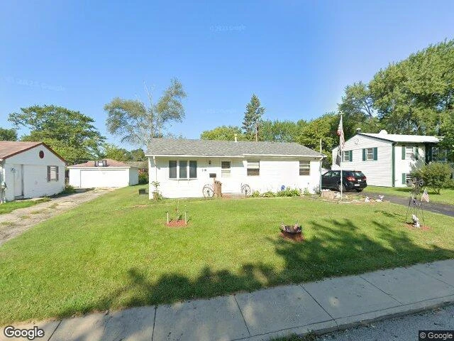 House image located at Carpentersville, IL 60110