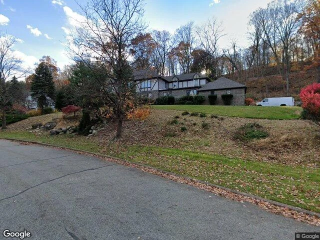 House image located at Franklin Lakes, NJ 07417