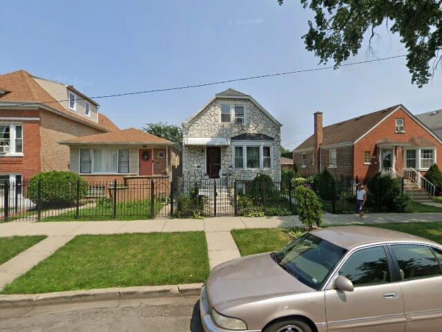 House image located at Chicago, IL 60632