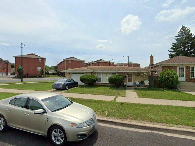 House image located at Chicago, IL 60652