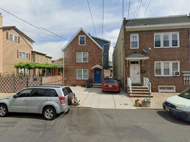 House image located at Newark, NJ 07105