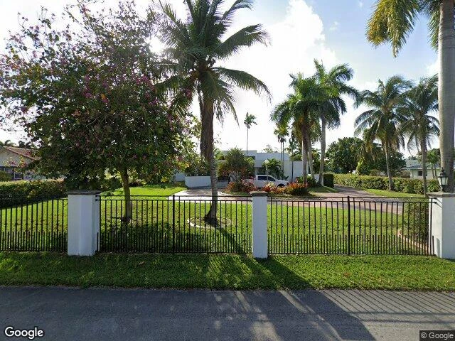 House image located at Miami, FL 33182