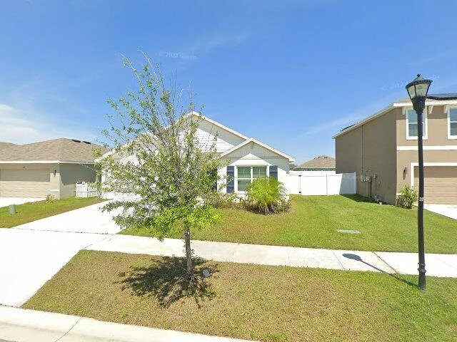 House image located at Ruskin, FL 33570