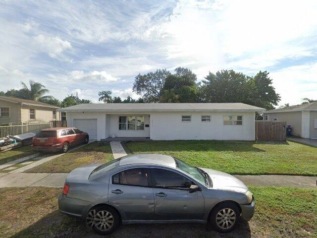 House image located at Miami, FL 33169