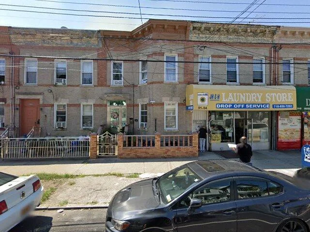 House image located at Richmond Hill, NY 11418