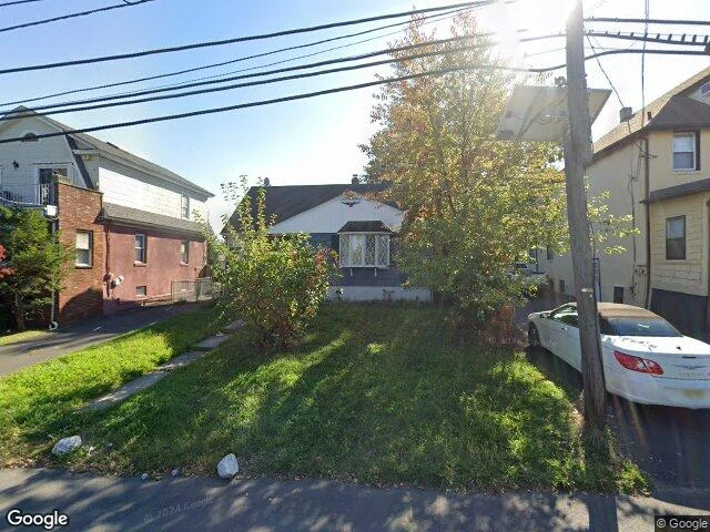 House image located at Woodbridge, NJ 07095