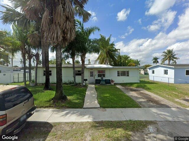 House image located at Miami, FL 33176