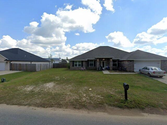 House image located at Milton, FL 32583