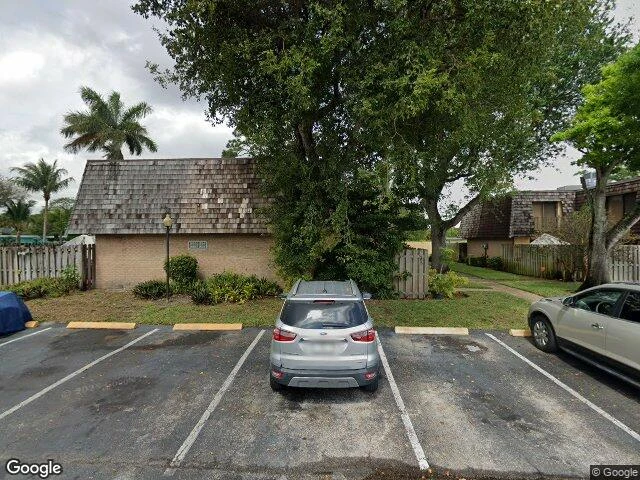House image located at Lake Worth, FL 33461