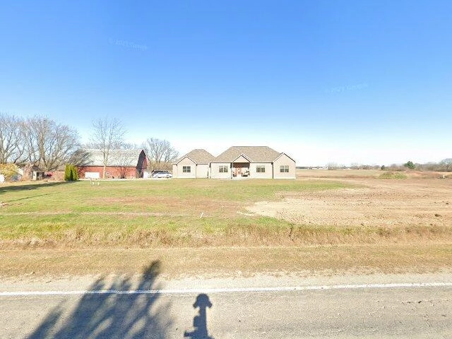 House image located at Midland, MI 48642