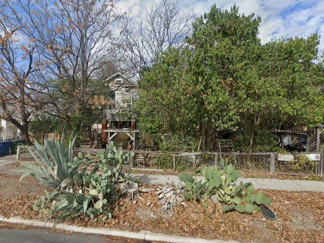 House image located at San Antonio, TX 78201