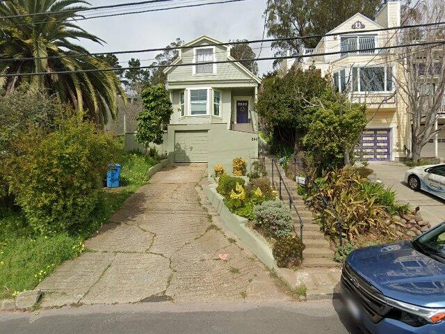 House image located at San Francisco, CA 94131
